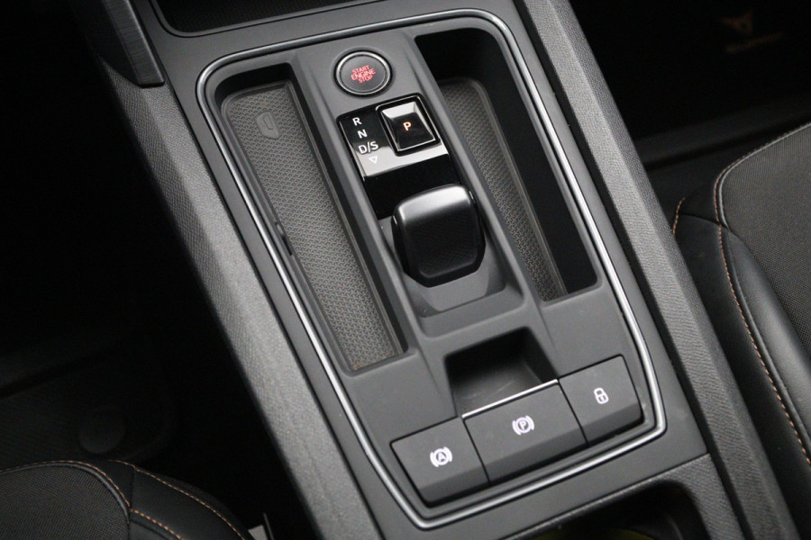CUPRA Leon 1.4 e-Hybrid 204 PK Essential PHEV, Adap. Cruise Control, Stuurverwarming, Caprlay