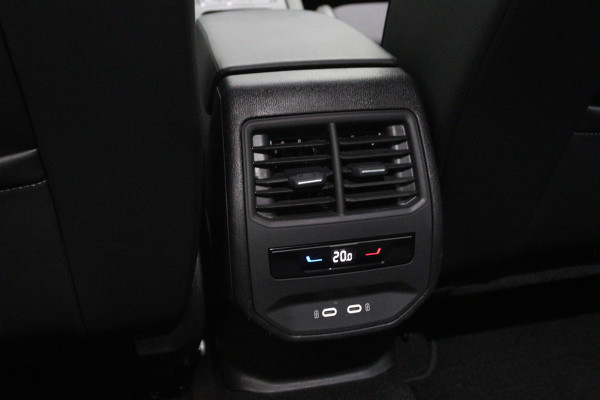 CUPRA Leon 1.4 e-Hybrid 204 PK Essential PHEV, Adap. Cruise Control, Stuurverwarming, Caprlay