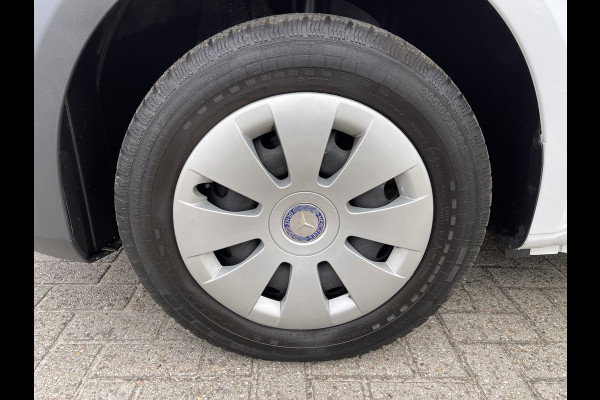 Mercedes-Benz Vito 111 CDI Functional Lang L2H1 / rijklaar € 16.950 ex btw / lease vanaf € 285 / airco / navigatie / achteruit rijcamera / parkeersensoren voor en achter !