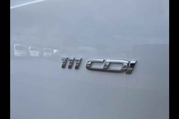 Mercedes-Benz Vito 111 CDI Functional Lang L2H1 / rijklaar € 16.950 ex btw / lease vanaf € 285 / airco / navigatie / achteruit rijcamera / parkeersensoren voor en achter !