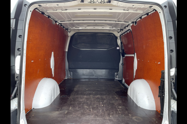 Mercedes-Benz Vito 111 CDI Functional Lang L2H1 / rijklaar € 16.950 ex btw / lease vanaf € 285 / airco / navigatie / achteruit rijcamera / parkeersensoren voor en achter !
