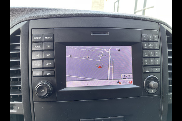 Mercedes-Benz Vito 111 CDI Functional Lang L2H1 / rijklaar € 16.950 ex btw / lease vanaf € 285 / airco / navigatie / achteruit rijcamera / parkeersensoren voor en achter !