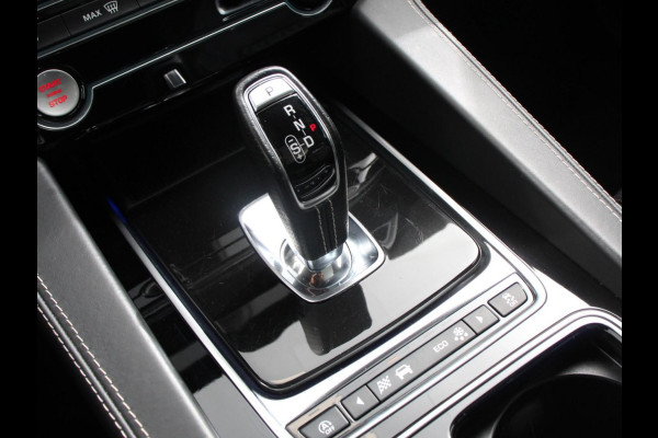 Jaguar F-Pace 5.0 V8 AWD SVR 551 pk Panorama dak Meridian sound Premium Pack Light Pack ACC Leder ADS 360 Camera Cruise control Parkeersensoren Elektrische kofferklep