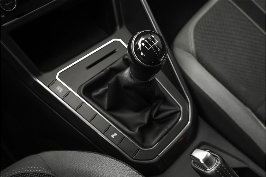 Volkswagen Polo 1.0 TSI Highline 5DRS CarPlay PDC