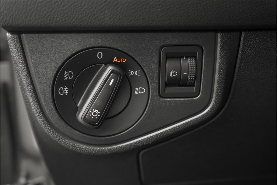 Volkswagen Polo 1.0 TSI Highline 5DRS CarPlay PDC