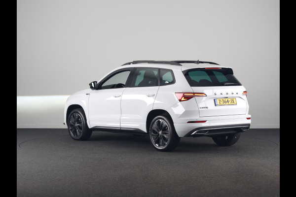 Škoda Karoq 1.5 TSI ACT Sportline Business | Panorama schuifdak | Virtual pedal | Travel assist pakket | 230v en usb aansluiting