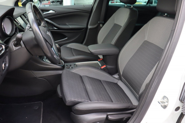 Opel Astra Sports Tourer 1.2 Design & Tech org.NL camera h.leer+comfort navi