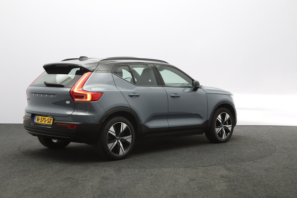 Volvo XC40 Recharge Pro 232 PK 70 KWH, SOH 96 %, Panoramadak, Trekhaak, Harman/Kardon, Memory