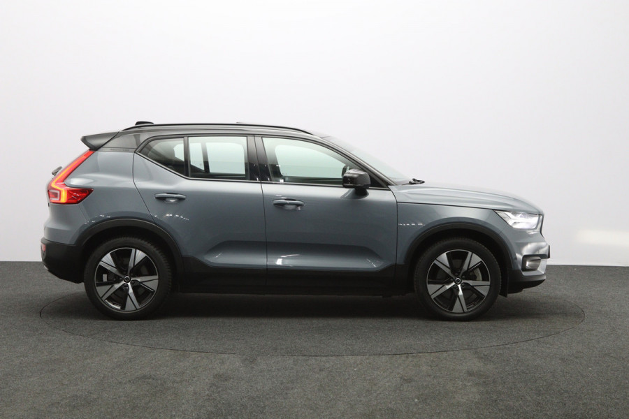 Volvo XC40 Recharge Pro 232 PK 70 KWH, SOH 96 %, Panoramadak, Trekhaak, Harman/Kardon, Memory