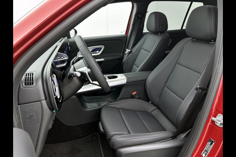 Mercedes-Benz Glb 180 Business Solution AMG 7p. | Premium pakket | Nightpakket | Vast panoramadak | Verstelbare demping | 20” multispaaks lichtmetalen AMG-velgen | GUARD 360° | Massage functie |