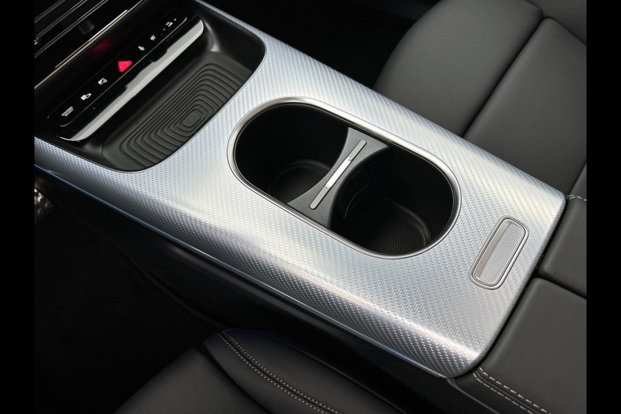 Mercedes-Benz Glb 180 Business Solution AMG 7p. | Premium pakket | Nightpakket | Vast panoramadak | Verstelbare demping | 20” multispaaks lichtmetalen AMG-velgen | GUARD 360° | Massage functie |