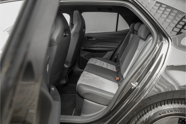 CUPRA Born 62 kWh Pano ACC Keyless Stoelmassage Camera
