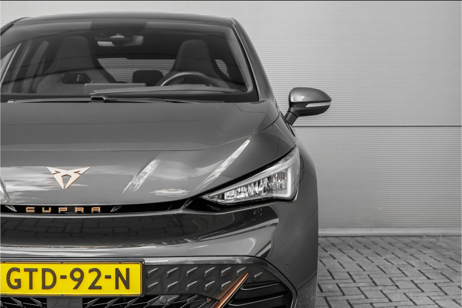 CUPRA Born 62 kWh Pano ACC Keyless Stoelmassage Camera