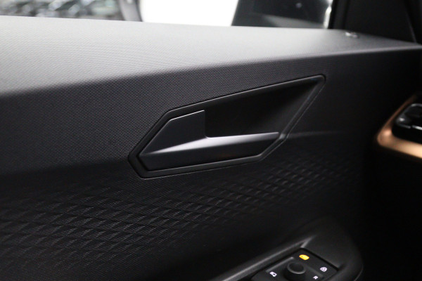CUPRA Born 204 PK Adrenaline One 62 kWh, SOH 93 %, Panoramadak, Stoelverwarming, Carplay, Adap. Cruise Control