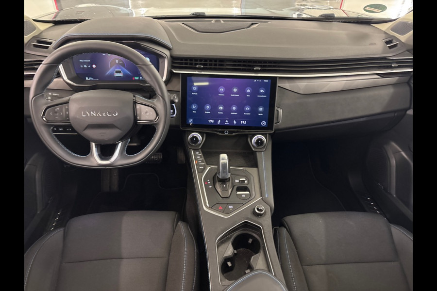 Lynk & Co 01 1.5 PHEV 262PK Adapt.Cruise 360° Cam Carplay Black Plug-in Stoelverw Vol opties!