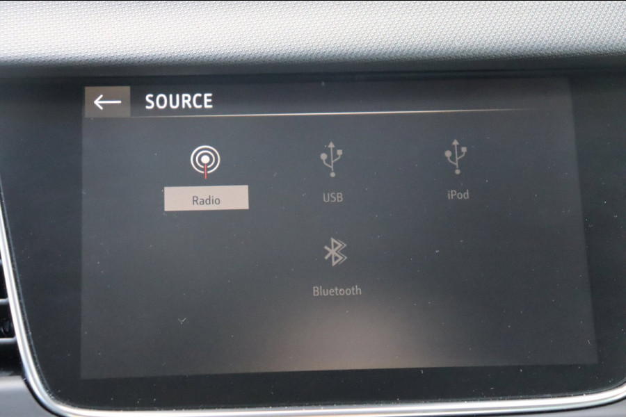 Opel Crossland 1.2 Turbo Business Edition org.NL afn.trekhaak camera carplay navi h.leer pdc