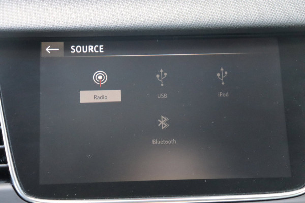 Opel Crossland 1.2 Turbo Business Edition org.NL afn.trekhaak camera carplay navi h.leer pdc
