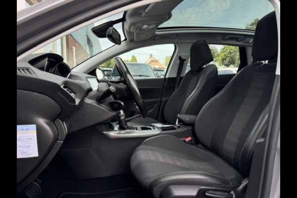 Peugeot 308 SW 1.2 Automaat - Trekhaak - LED - Panorama dak