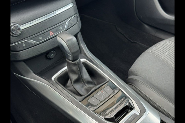 Peugeot 308 SW 1.2 Automaat - Trekhaak - LED - Panorama dak
