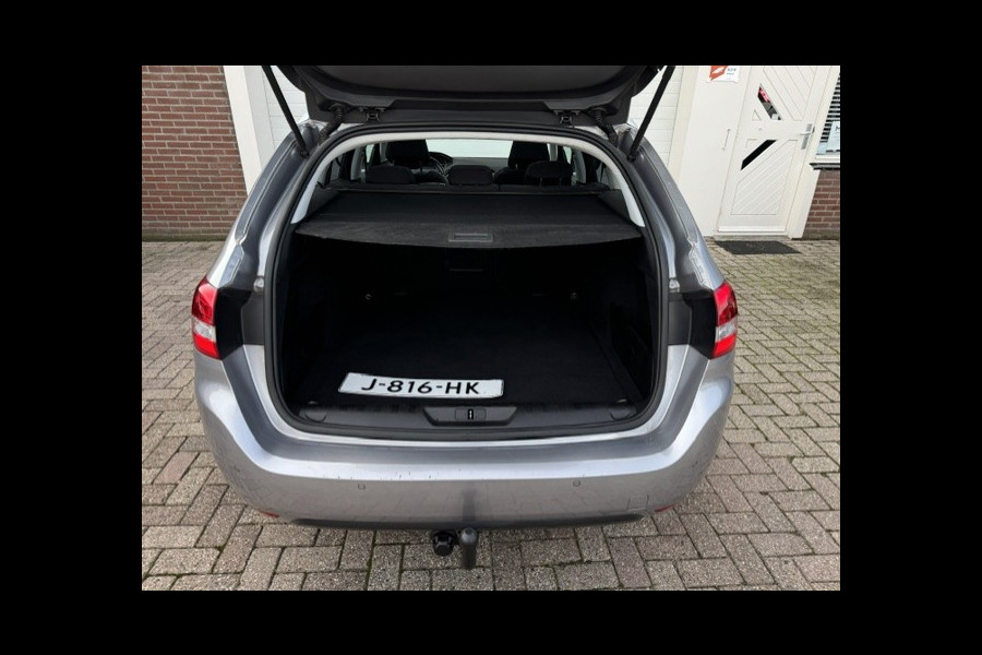 Peugeot 308 SW 1.2 Automaat - Trekhaak - LED - Panorama dak