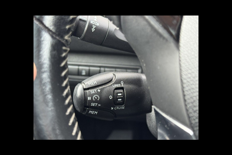 Peugeot 308 SW 1.2 Automaat - Trekhaak - LED - Panorama dak