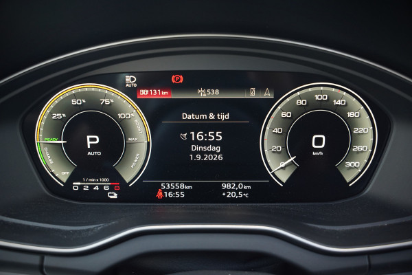 Audi Q5 Sportback 50 TFSI e S edition Competition S-Line | Panoramadak | Stoelverwarming | Camera | Elektrische Stoelen | Keyless | Navigatie | Trekhaak | Cruise Control | Ambiance Verlichting | Parkeersensoren
