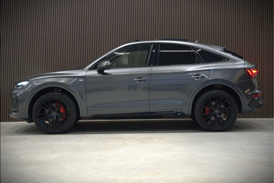 Audi Q5 Sportback 50 TFSI e S edition Competition S-Line | Panoramadak | Stoelverwarming | Camera | Elektrische Stoelen | Keyless | Navigatie | Trekhaak | Cruise Control | Ambiance Verlichting | Parkeersensoren