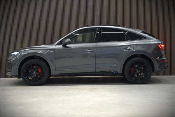 Audi Q5 Sportback 50 TFSI e S edition Competition S-Line | Panoramadak | Stoelverwarming | Camera | Elektrische Stoelen | Keyless | Navigatie | Trekhaak | Cruise Control | Ambiance Verlichting | Parkeersensoren