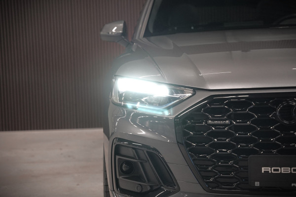 Audi Q5 Sportback 50 TFSI e S edition Competition S-Line | Panoramadak | Stoelverwarming | Camera | Elektrische Stoelen | Keyless | Navigatie | Trekhaak | Cruise Control | Ambiance Verlichting | Parkeersensoren