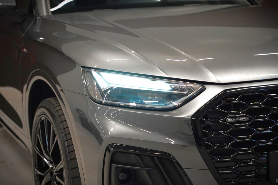 Audi Q5 Sportback 50 TFSI e S edition Competition S-Line | Panoramadak | Stoelverwarming | Camera | Elektrische Stoelen | Keyless | Navigatie | Trekhaak | Cruise Control | Ambiance Verlichting | Parkeersensoren