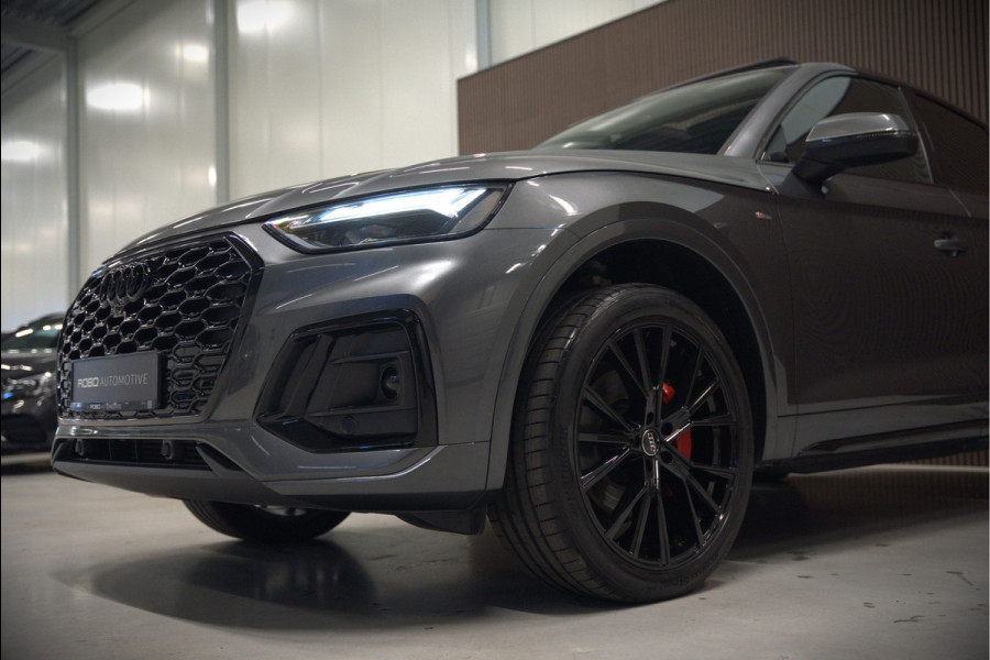 Audi Q5 Sportback 50 TFSI e S edition Competition S-Line | Panoramadak | Stoelverwarming | Camera | Elektrische Stoelen | Keyless | Navigatie | Trekhaak | Cruise Control | Ambiance Verlichting | Parkeersensoren