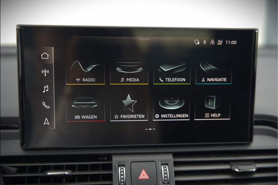 Audi Q5 Sportback 50 TFSI e S edition Competition S-Line | Panoramadak | Stoelverwarming | Camera | Elektrische Stoelen | Keyless | Navigatie | Trekhaak | Cruise Control | Ambiance Verlichting | Parkeersensoren
