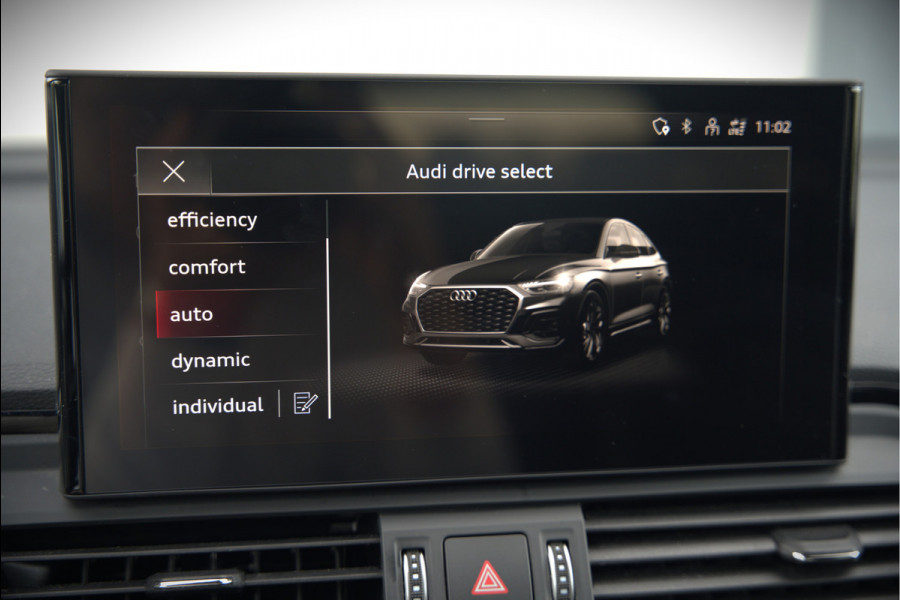 Audi Q5 Sportback 50 TFSI e S edition Competition S-Line | Panoramadak | Stoelverwarming | Camera | Elektrische Stoelen | Keyless | Navigatie | Trekhaak | Cruise Control | Ambiance Verlichting | Parkeersensoren