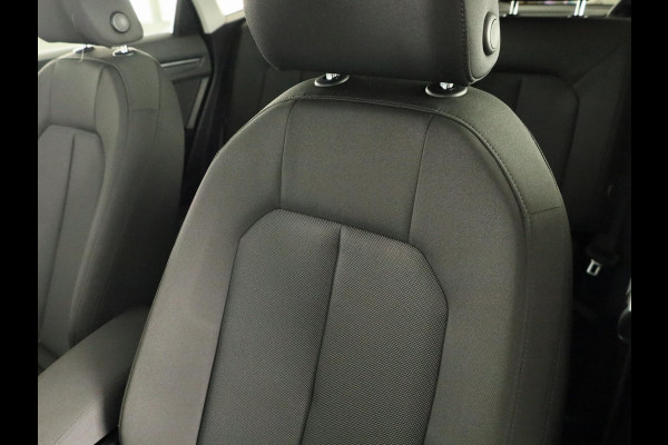 Audi Q3 Sportback 35 TFSI S Edition 150pk | Panoramadak | Parkeersensoren voor en achter | Keyless | Navigatie | Stoelverwarming