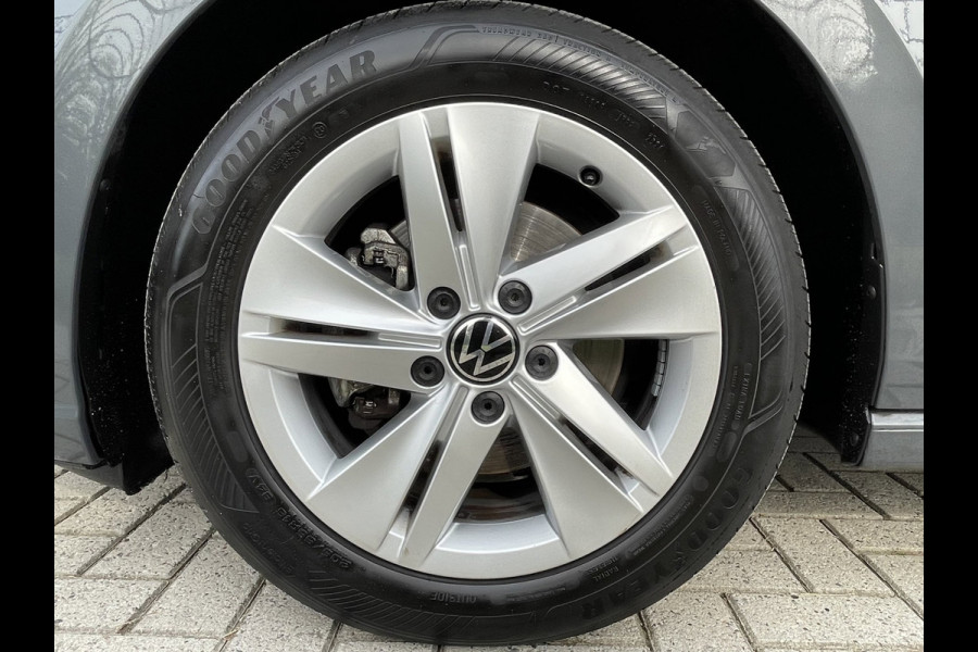 Volkswagen Golf Variant 1.0 TSI Life | Carplay | PDC | ACC | Bluetooth |