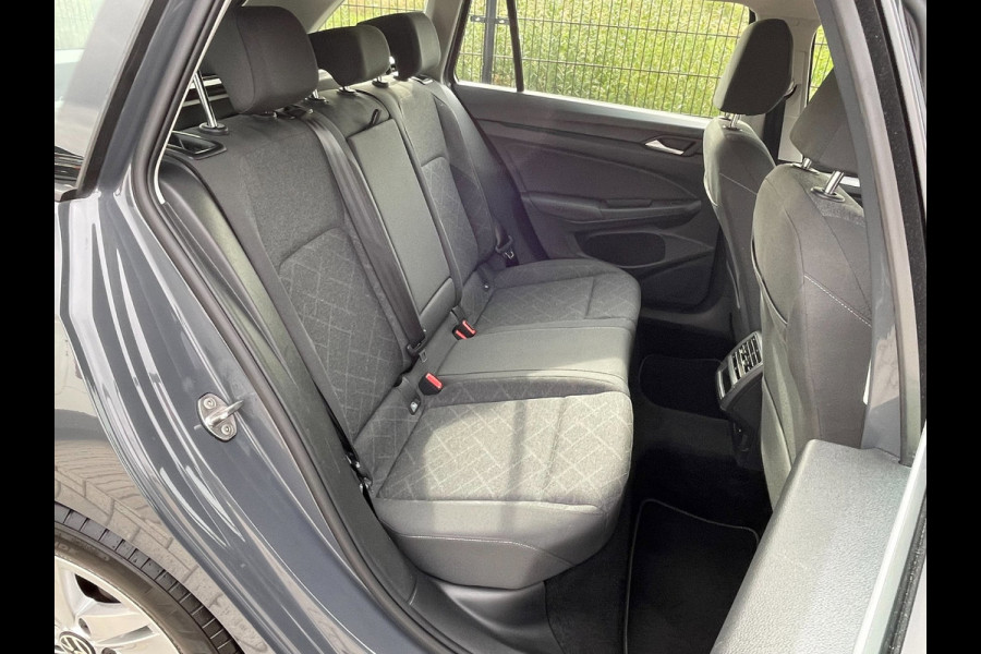 Volkswagen Golf Variant 1.0 TSI Life | Carplay | PDC | ACC | Bluetooth |