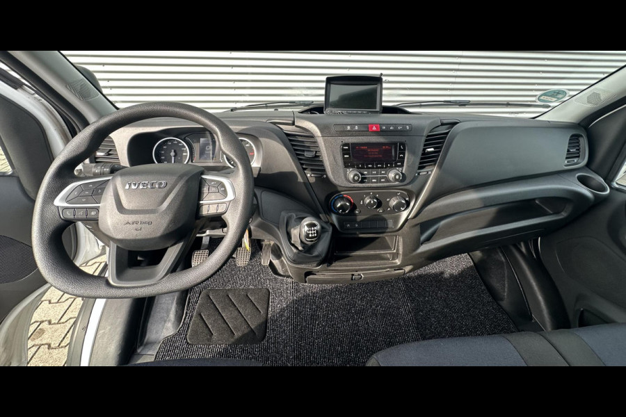 Iveco Daily 35S16V 2.3 410 L4H2 Airco|Cruise|Camera TOPSTAAT 3500kg trekgewicht