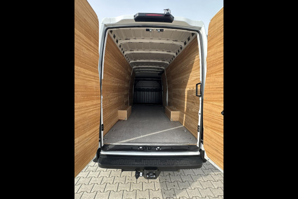 Iveco Daily 35S16V 2.3 410 L4H2 Airco|Cruise|Camera TOPSTAAT 3500kg trekgewicht
