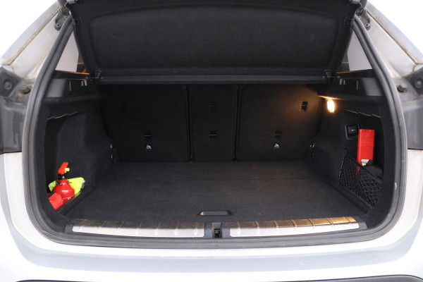 BMW X1 sDrive18d High Executive - Automaat, Panorama dak, Navigatie