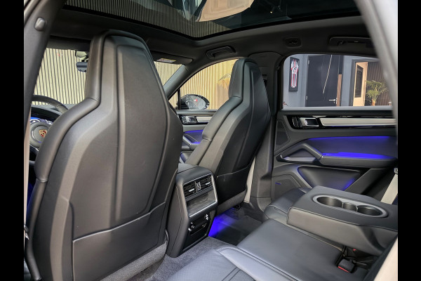 Porsche Cayenne Coupé 3.0 E-Hybrid 462PK Platinum Edition