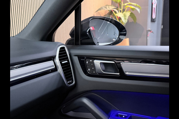 Porsche Cayenne Coupé 3.0 E-Hybrid 462PK Platinum Edition