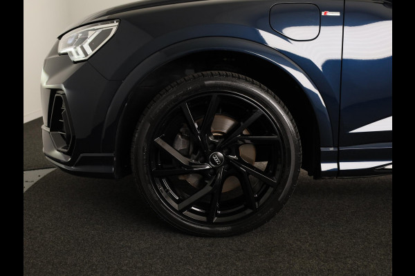 Audi Q3 Sportback 45 TFSI e S Edition 245 pk S-tronic | Navigatie | Panoramadak | Parkeersensoren | Adaptieve cruise control | S-Line interieur