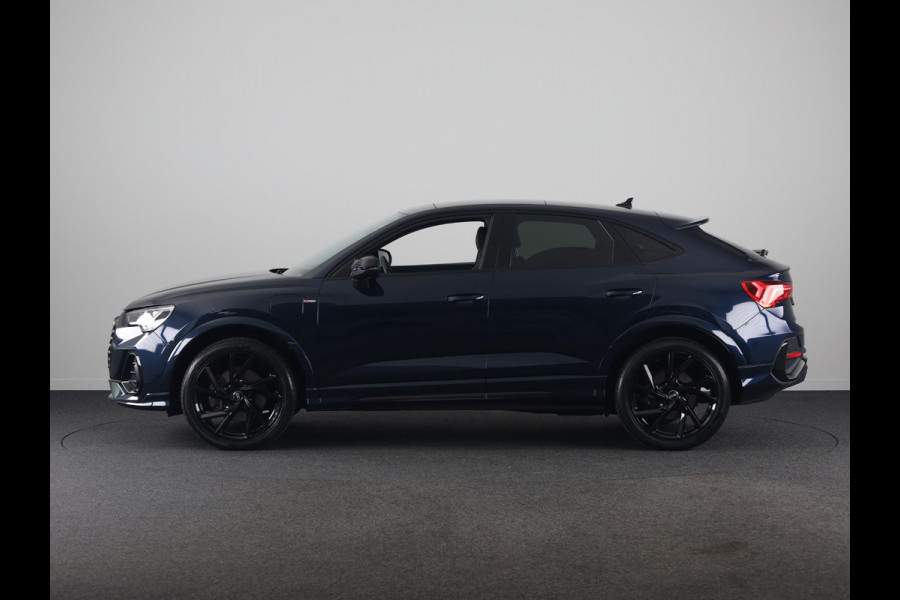 Audi Q3 Sportback 45 TFSI e S Edition 245 pk S-tronic | Navigatie | Panoramadak | Parkeersensoren | Adaptieve cruise control | S-Line interieur