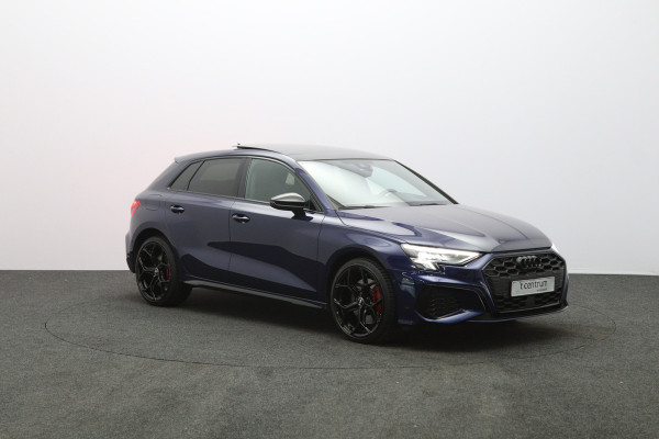 Audi A3 Sportback 45 TFSI e 245 PK S-Line edition Competition PHEV, Panoramadak, Adap. Cruise Control, Head-Up, Stoelverwarming