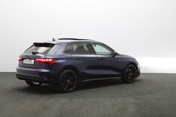 Audi A3 Sportback 45 TFSI e 245 PK S-Line edition Competition PHEV, Panoramadak, Adap. Cruise Control, Head-Up, Stoelverwarming