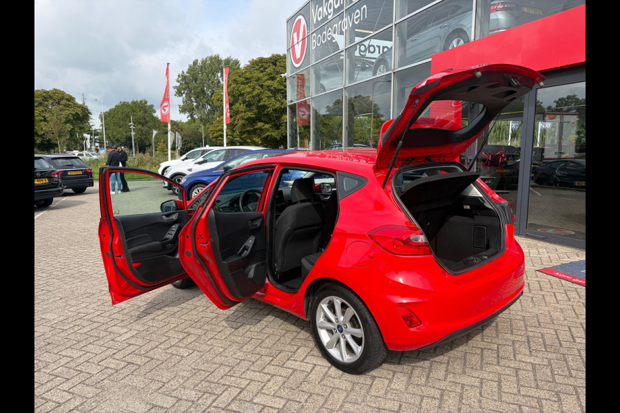 Ford Fiesta 1.0 EcoBoost Connected / Carplay / parkeerhulp