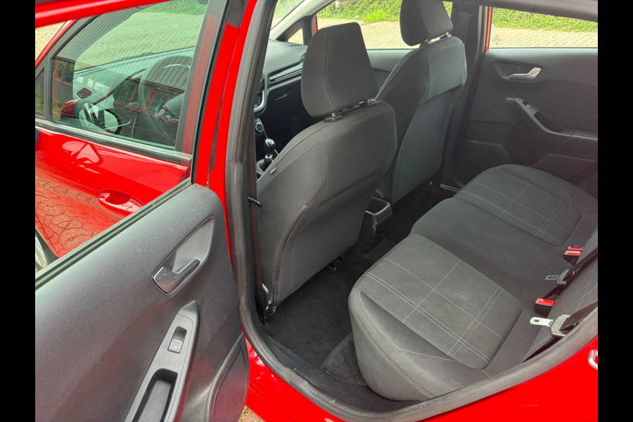 Ford Fiesta 1.0 EcoBoost Connected / Carplay / parkeerhulp