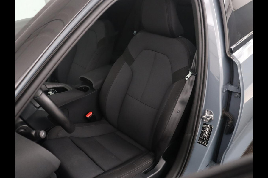 Polestar 2 Long Range Dual Motor Launch Edition 78kWh | SOH 91,6% | Panoramadak | Memory | Adaptive cruise | Stuur/stoel verwarming | Trekhaak |  360 camera | Park assist | Harman/ Kardon | Carplay