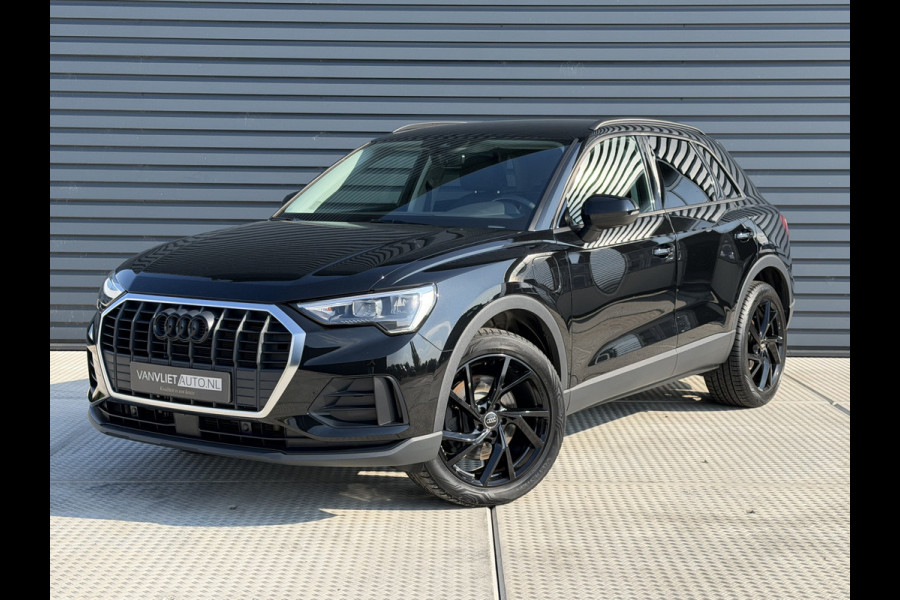 Audi Q3 45 TFSI e edition 245 PK | Apple carplay & Android auto | Trekhaak | Elek. Achterklep | LMV 19 Inch!