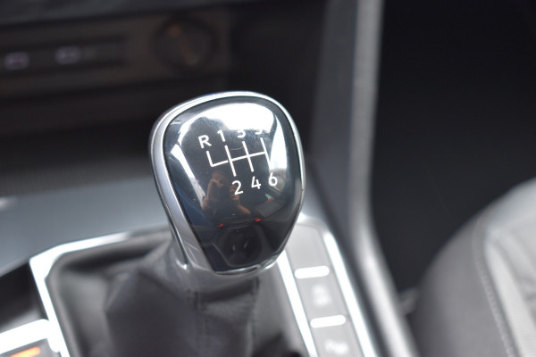Volkswagen Tiguan 1.5 TSI Life Airco Hoge zit Stoelverwarming